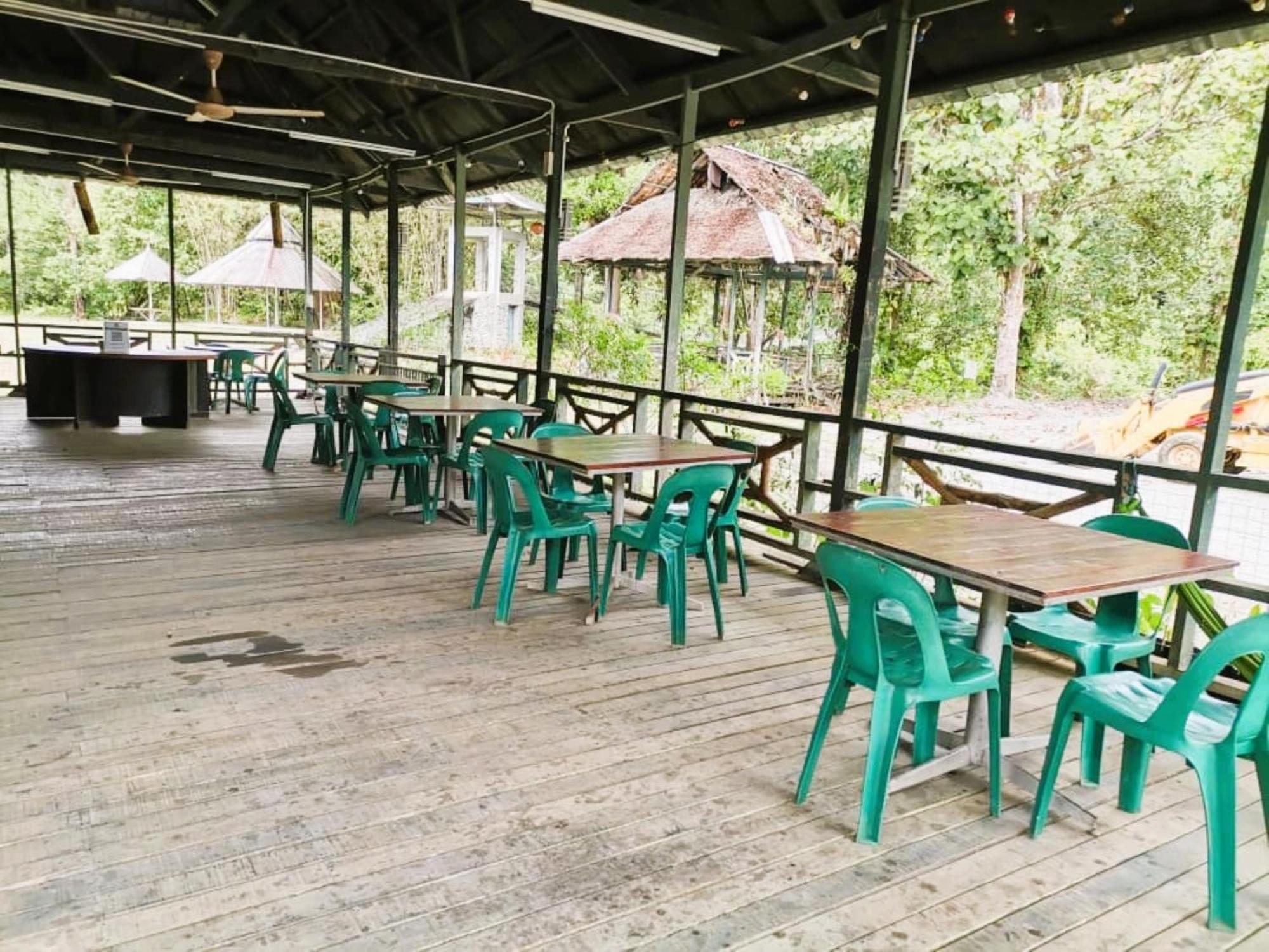 Oyo Home 90491 Flinstone Lodge Kota Kinabalu Kültér fotó